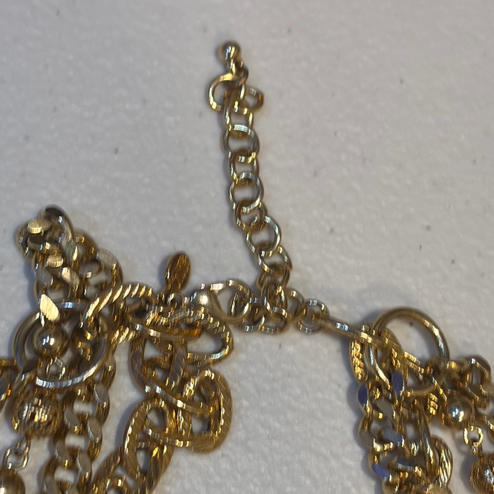 NWT Elegant Gold and Black Jewelry Set - Picture 6 of 7